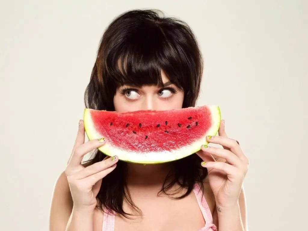 How to lose 10 kilograms by eating watermelon