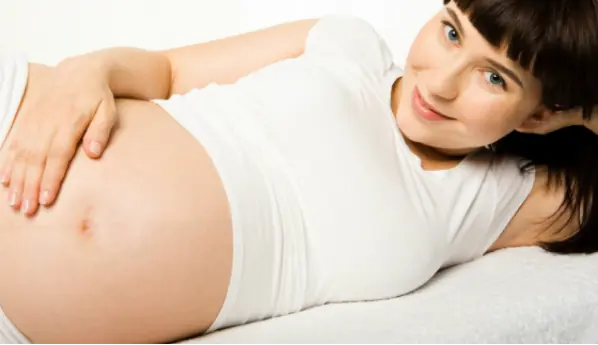 Ennenaikaisilla naisilla on vaikea raskaus