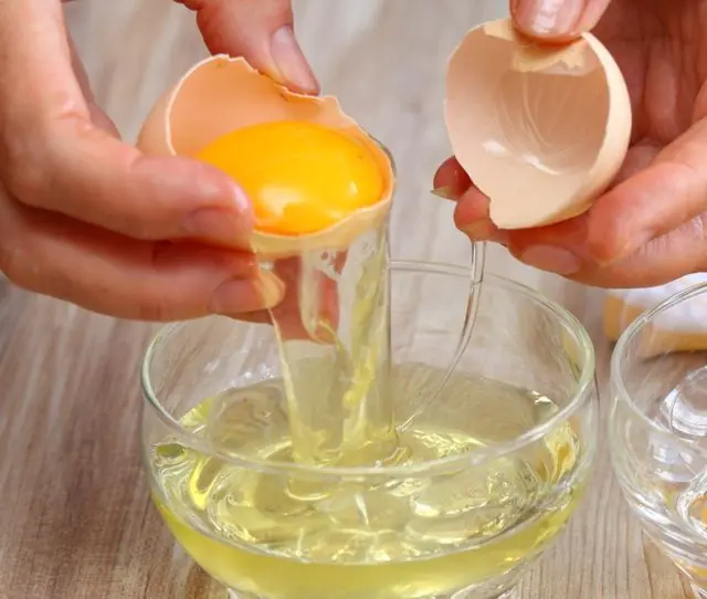 Egg white for papillomas on the lips in children