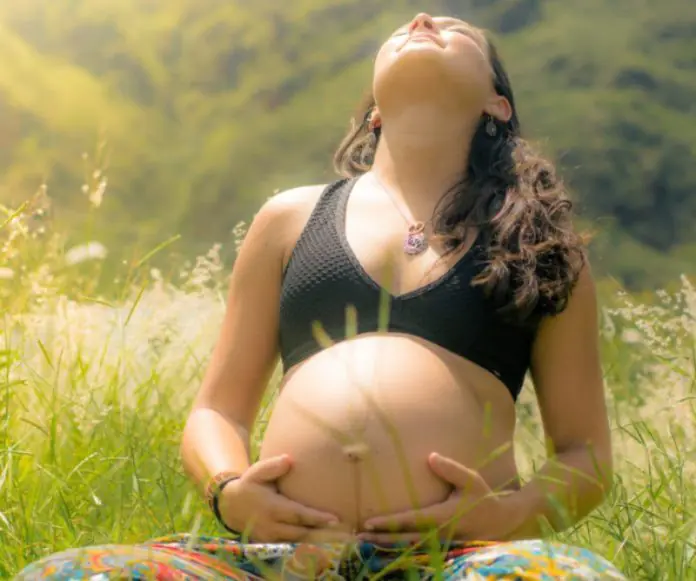 Är det möjligt att sola i början av graviditeten?