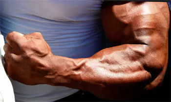 Hvordan pumper du dine underarme op?