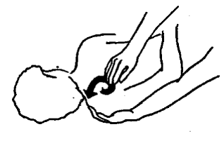 Massaggio della parte piatta della scapola